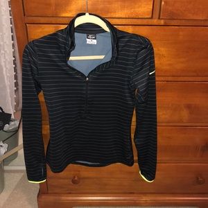 Nike 3 quarter zip